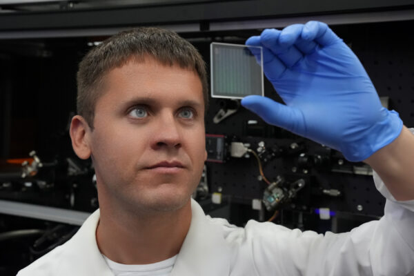 SPhotonix CEO, Ilya Kazansky, with a 5D Memory Crystal