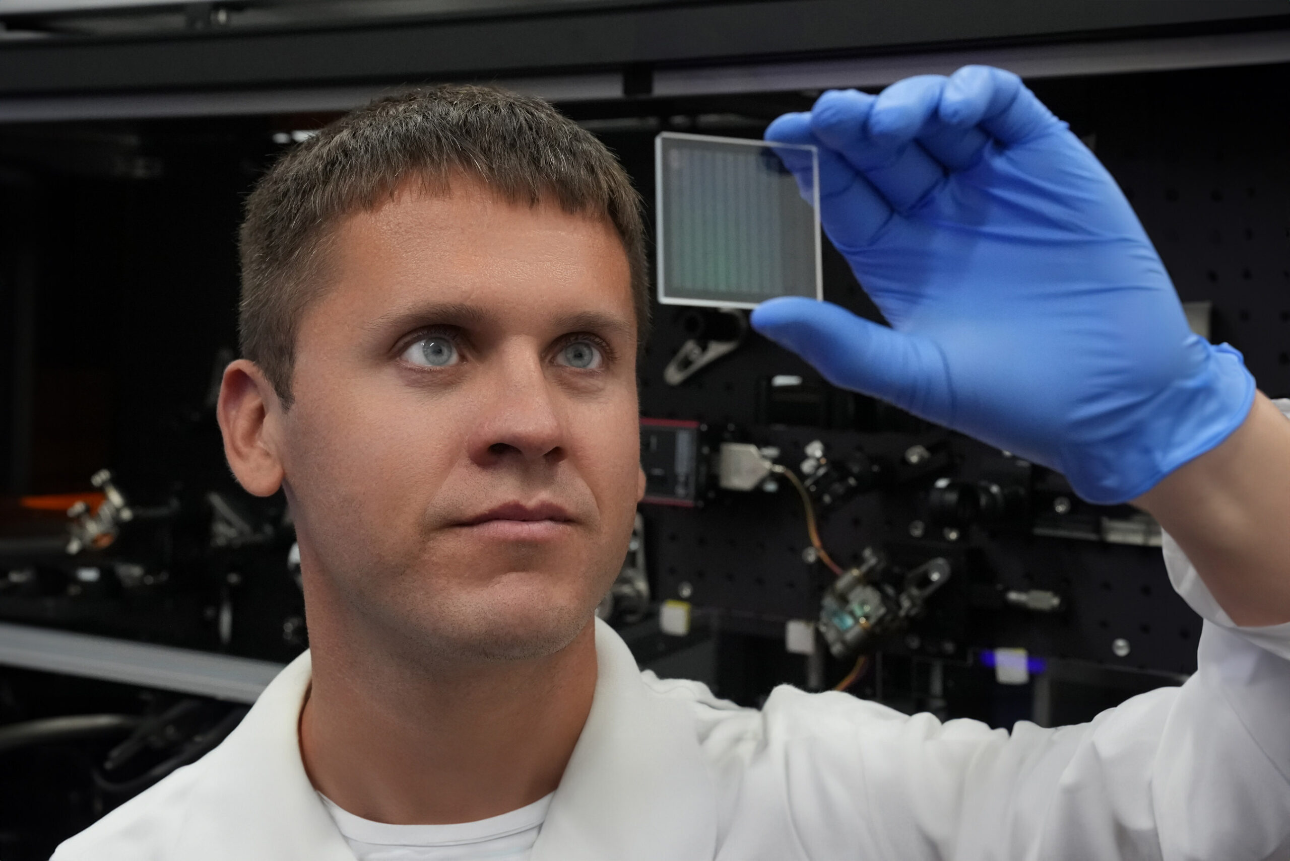 SPhotonix CEO, Ilya Kazansky, with a 5D Memory Crystal